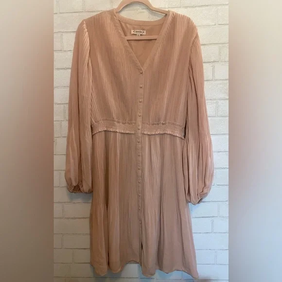 Nanette Lepore Accordian Pleat Sleeve Dress With Buttons Light Peach Pink #020 - Picture 1 of 7